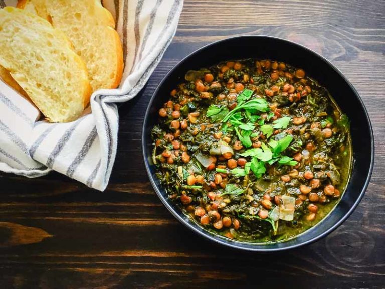 Mediterranean Spicy Spinach Lentil Soup