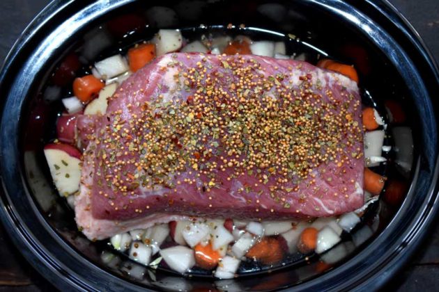 Slow Cooker Corned Beef and Cabbage - Recipe Review by The Hungry Pinner