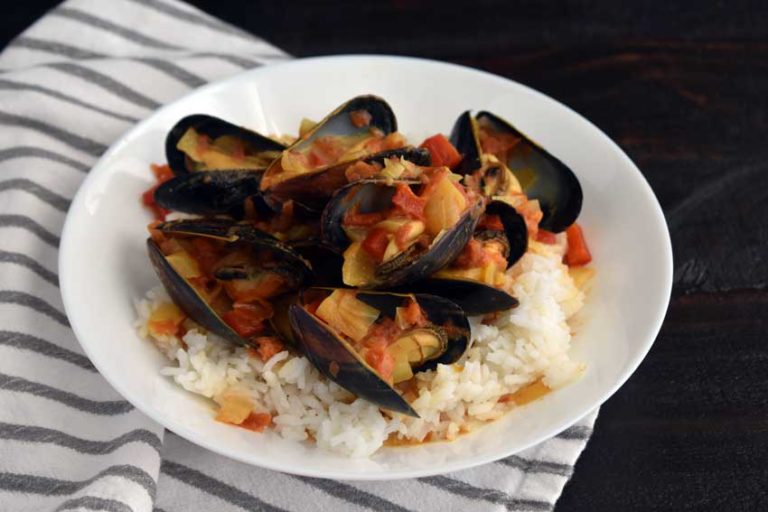 Tanzanian Style Mussel Curry