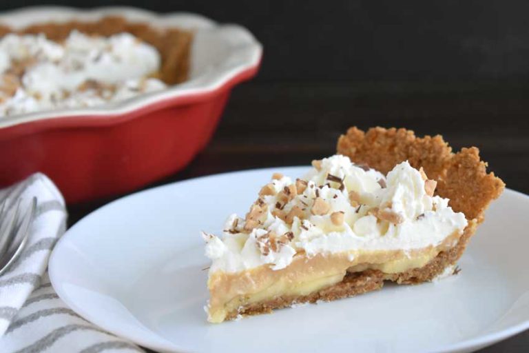 Caramel Banana and Bourbon Pie