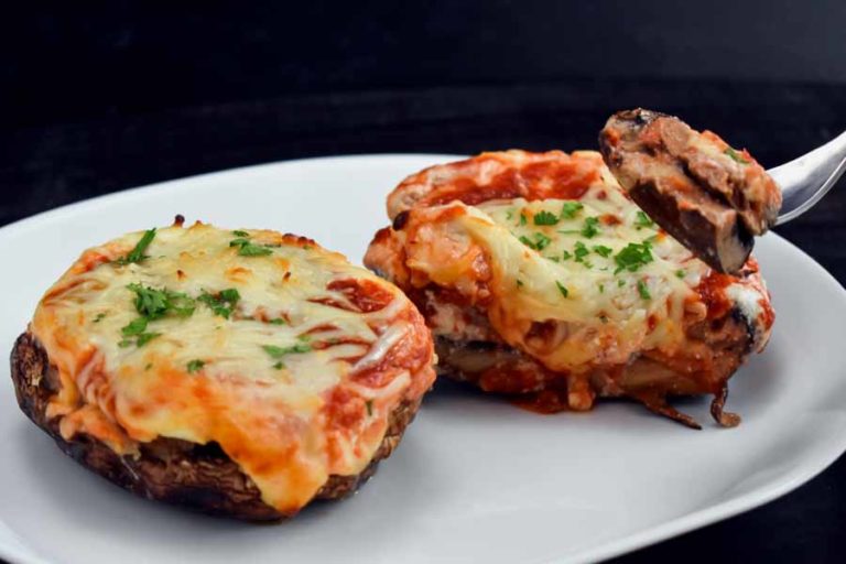 Easy Keto Lasagna Stuffed Portobello Mushrooms