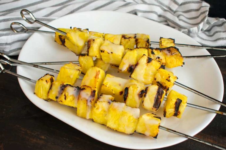 Grilled Pineapple with Coconut Rum Sauce