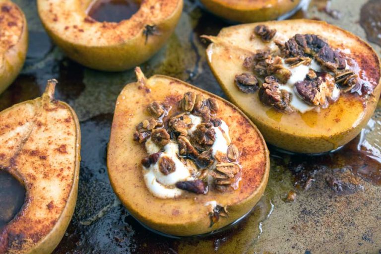 Maple Vanilla Baked Pears