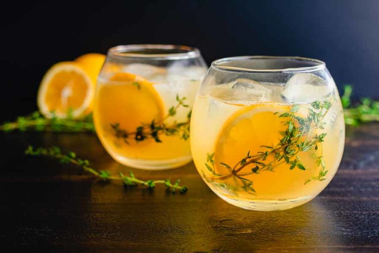 Meyer Lemon and Thyme Bees Knees