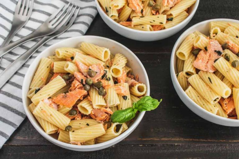 Light Lemon Garlic Pasta with Salmon