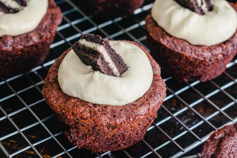 Oreo-Stuffed Double Chocolate Cookie Cups