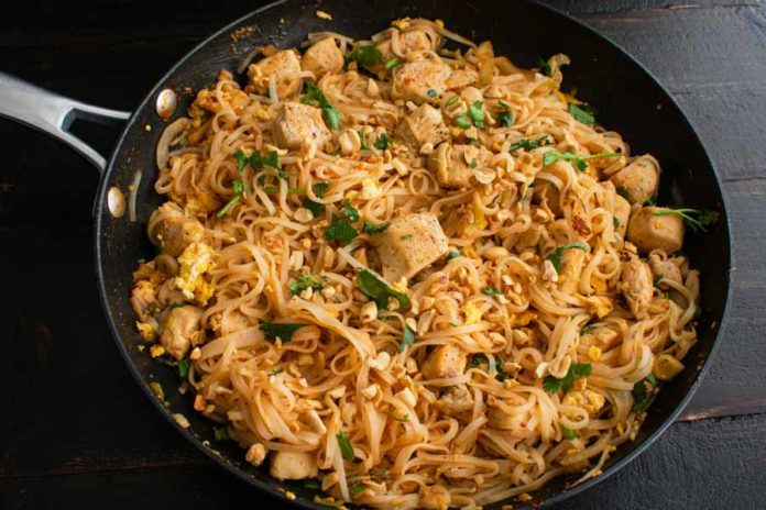 Chicken Pad Thai - Recipe Review by The Hungry Pinner