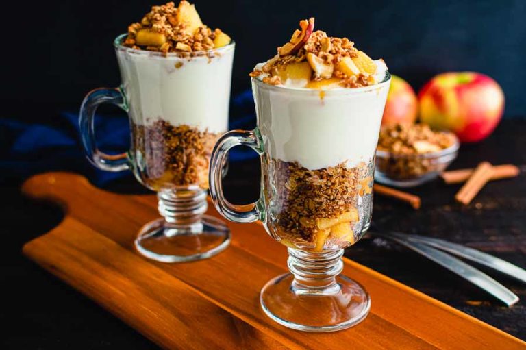 Healthy Gluten-Free Apple Crumble Breakfast Parfait