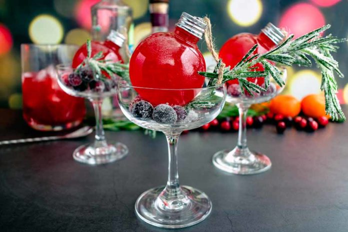 Holiday Gin & Tonic