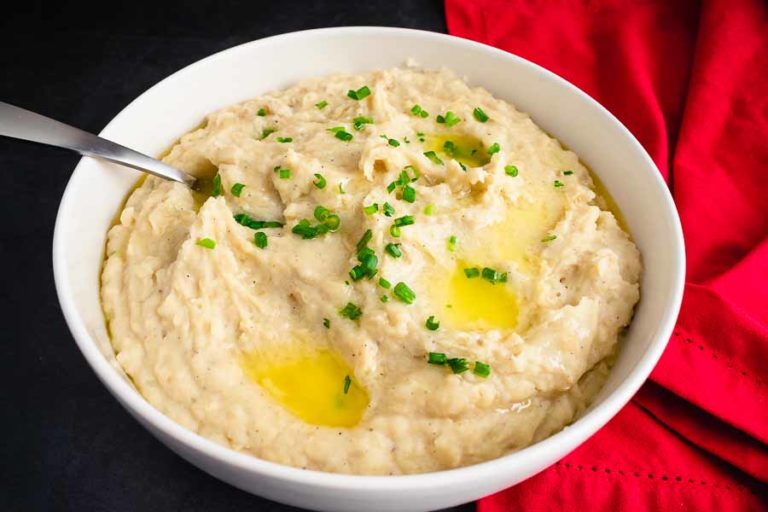 Slow Cooked Garlic Mashed Potatoes