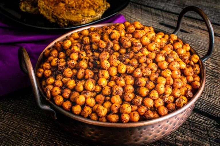 Sumac and Spice Roasted Chickpeas