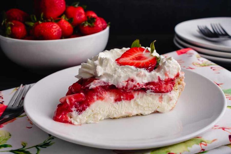 Strawberry Cream Pie