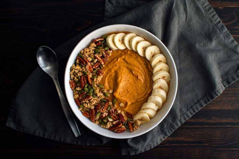 Pumpkin Pie Smoothie Bowl