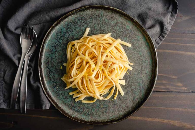 Fettuccine with Lemon Mascarpone Sauce