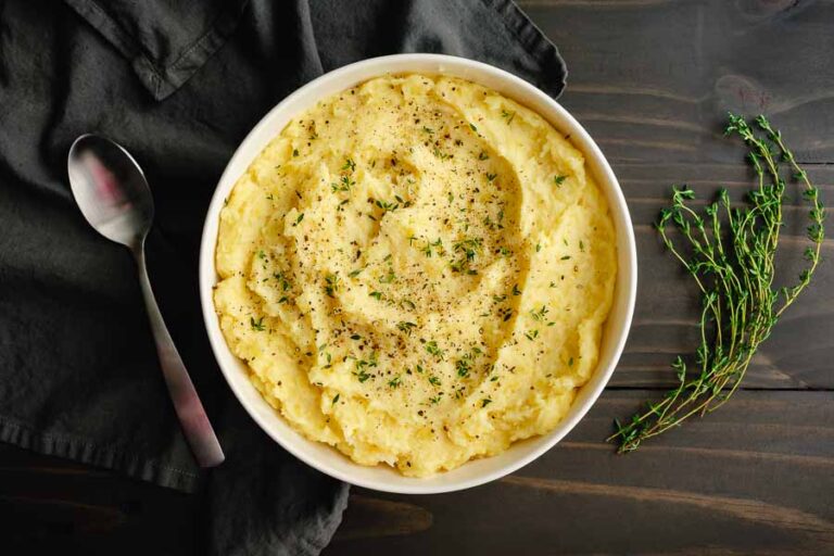 Roasted Garlic Mascarpone Mashed Potatoes