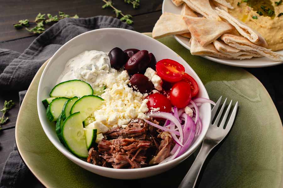 Shredded beef with toppings