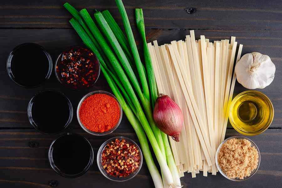 Shallot Chili Oil Noodles Ingredients